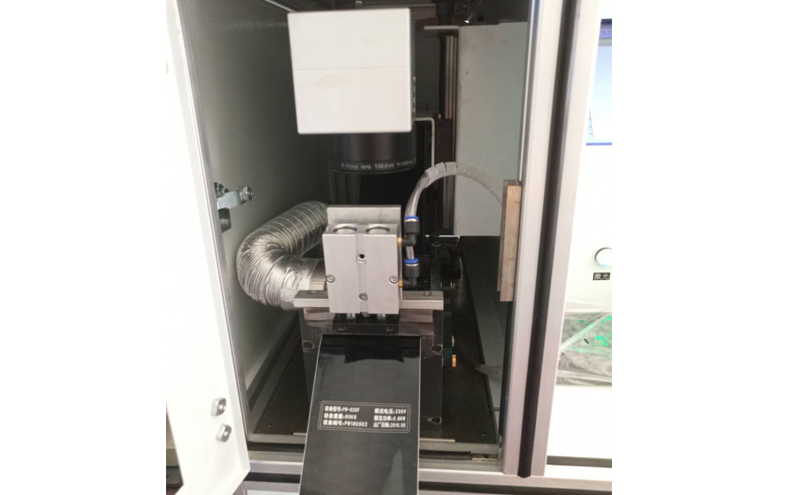 柔性激光標簽機機頭局部1.13M.jpg